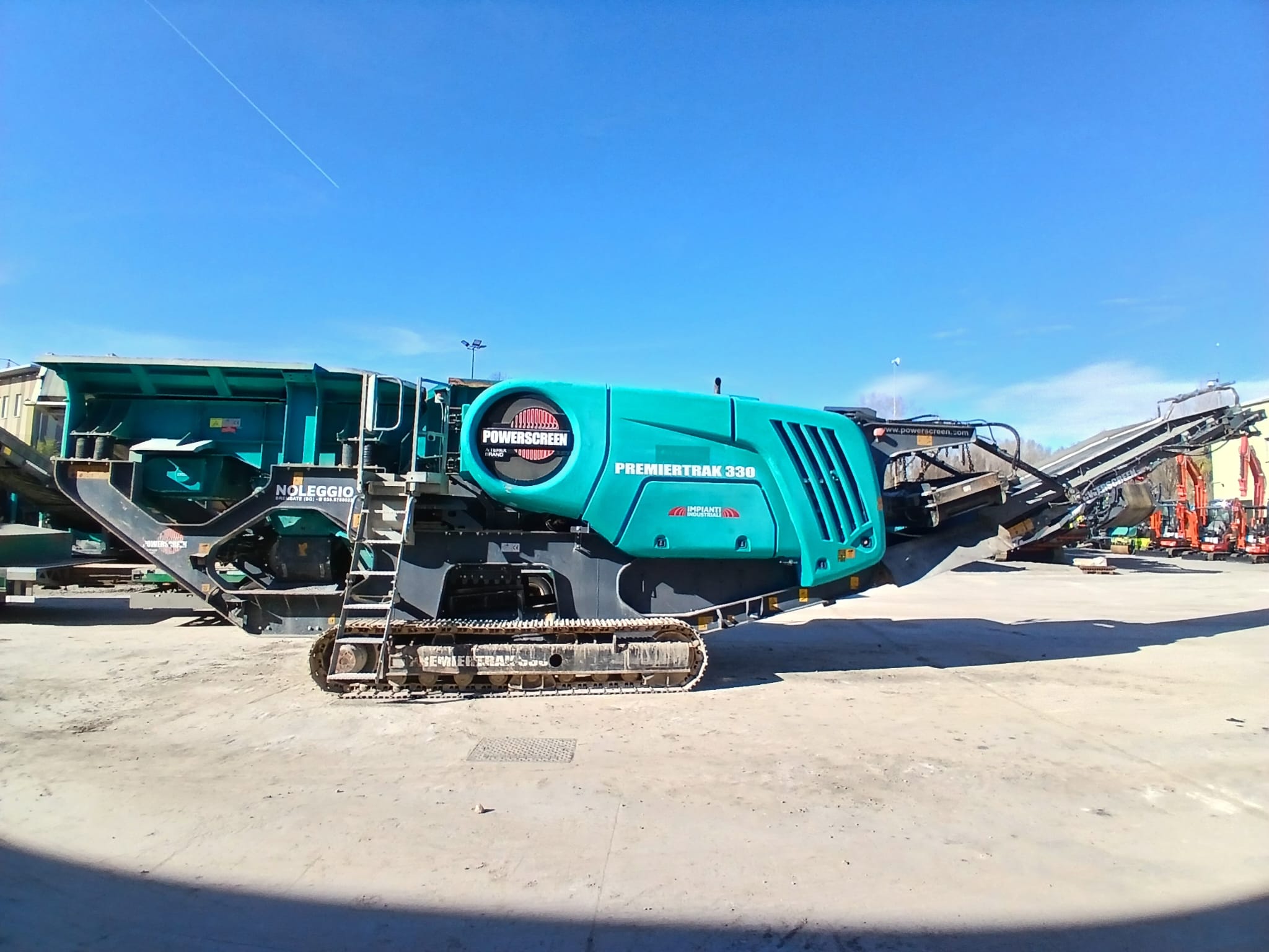 Premiertrak 330