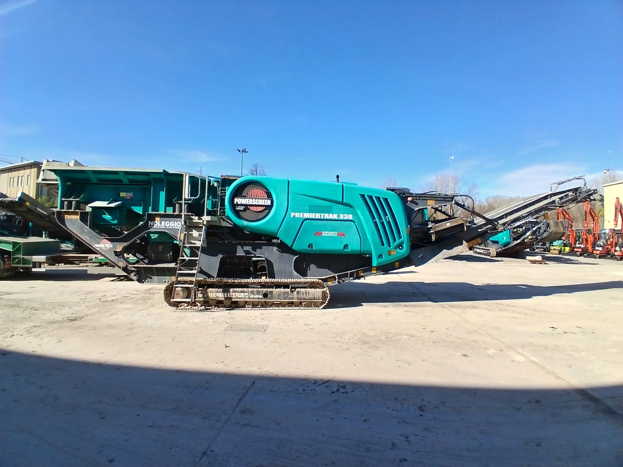 Premiertrak 330