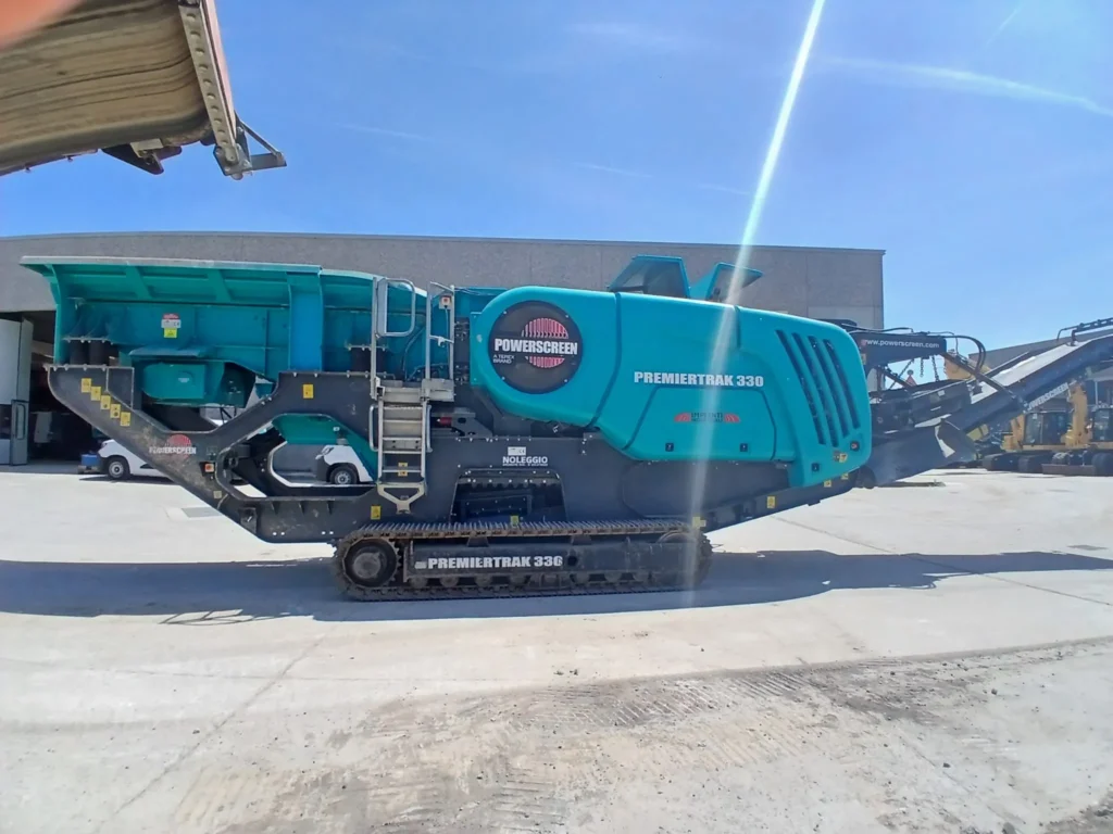 Premiertrak 330