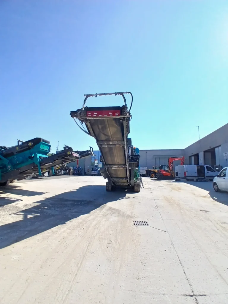 PREMIERTRAK 330